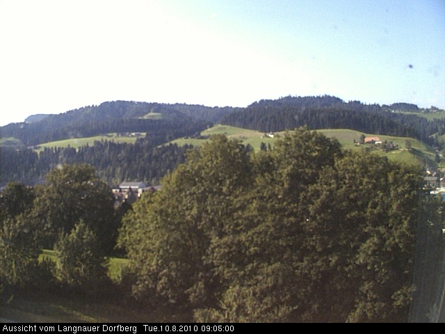 Webcam-Bild: Aussicht vom Dorfberg in Langnau 20100810-090500
