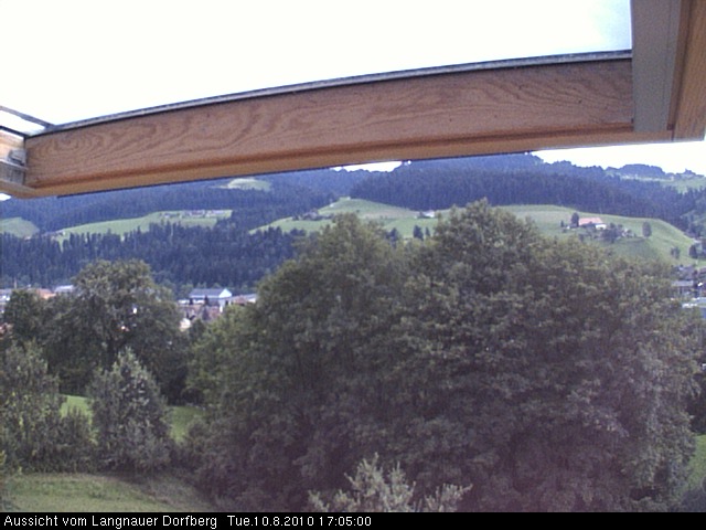 Webcam-Bild: Aussicht vom Dorfberg in Langnau 20100810-170500