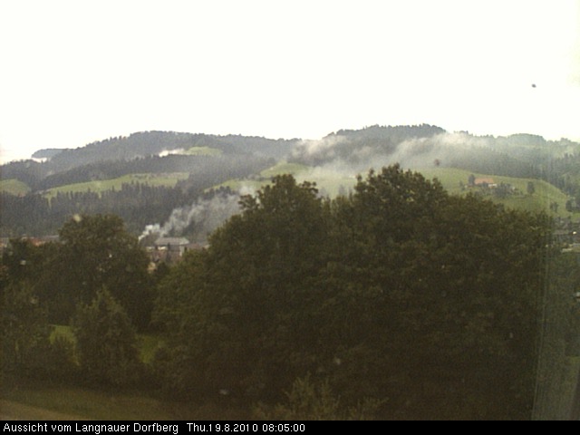 Webcam-Bild: Aussicht vom Dorfberg in Langnau 20100819-080500