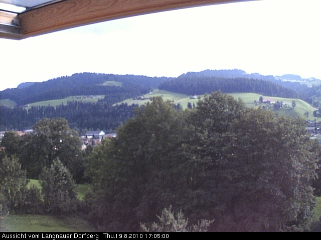 Webcam-Bild: Aussicht vom Dorfberg in Langnau 20100819-170500