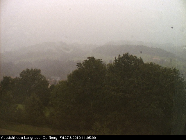 Webcam-Bild: Aussicht vom Dorfberg in Langnau 20100827-110500