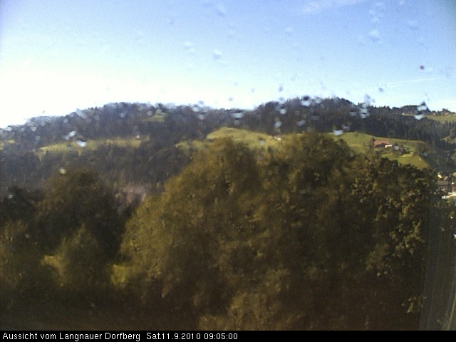 Webcam-Bild: Aussicht vom Dorfberg in Langnau 20100911-090500