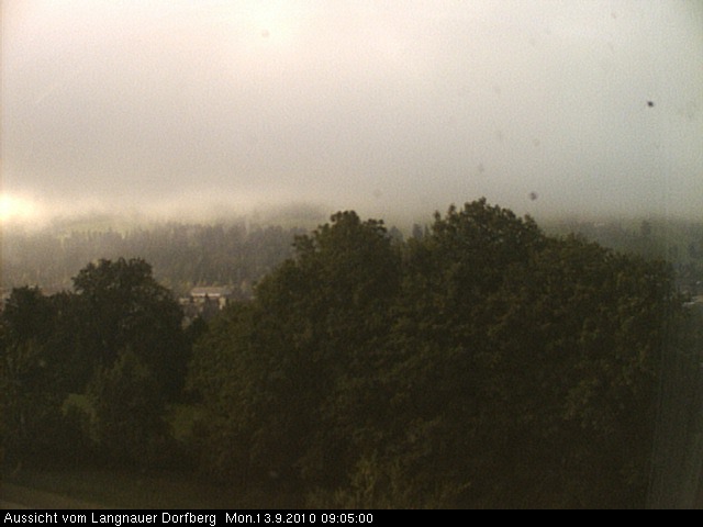 Webcam-Bild: Aussicht vom Dorfberg in Langnau 20100913-090500