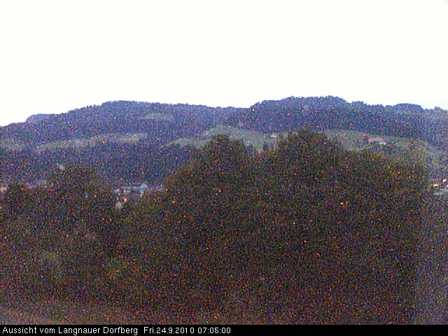 Webcam-Bild: Aussicht vom Dorfberg in Langnau 20100924-070500