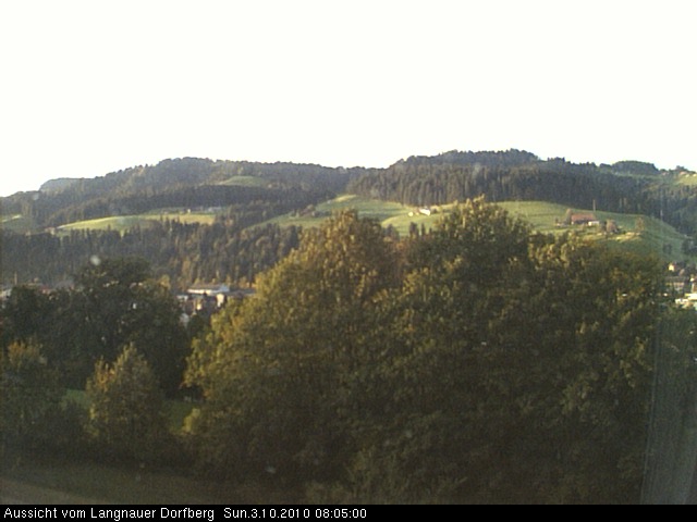 Webcam-Bild: Aussicht vom Dorfberg in Langnau 20101003-080500