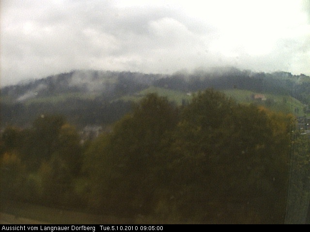 Webcam-Bild: Aussicht vom Dorfberg in Langnau 20101005-090500
