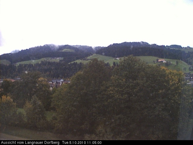 Webcam-Bild: Aussicht vom Dorfberg in Langnau 20101005-110500