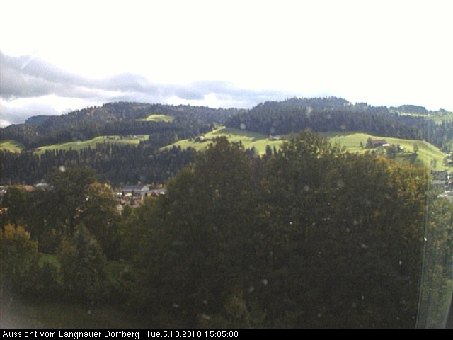 Webcam-Bild: Aussicht vom Dorfberg in Langnau 20101005-150500
