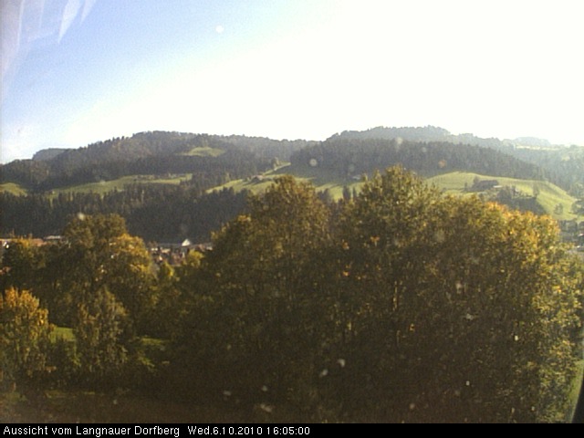 Webcam-Bild: Aussicht vom Dorfberg in Langnau 20101006-160500