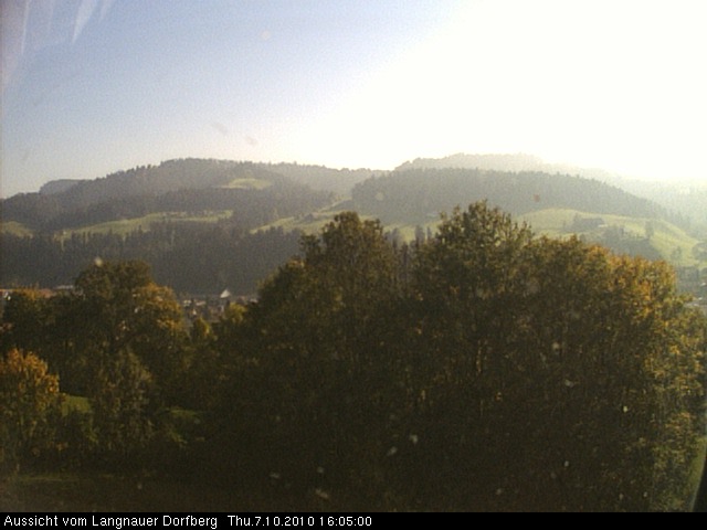 Webcam-Bild: Aussicht vom Dorfberg in Langnau 20101007-160500