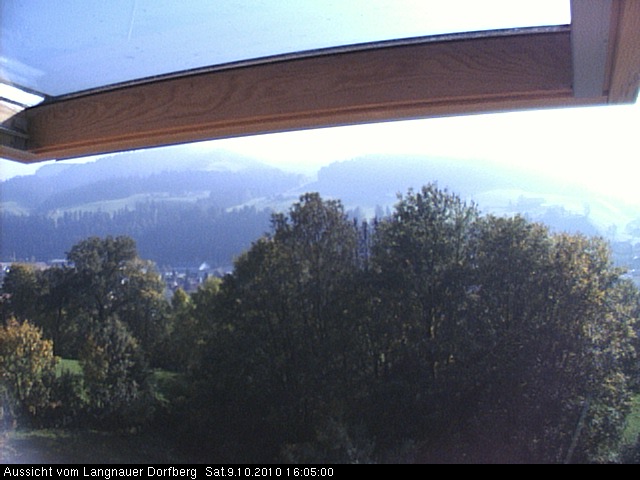 Webcam-Bild: Aussicht vom Dorfberg in Langnau 20101009-160500