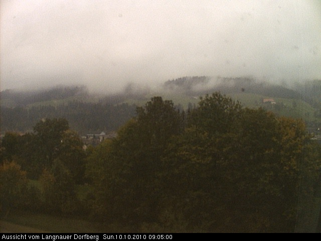 Webcam-Bild: Aussicht vom Dorfberg in Langnau 20101010-090500