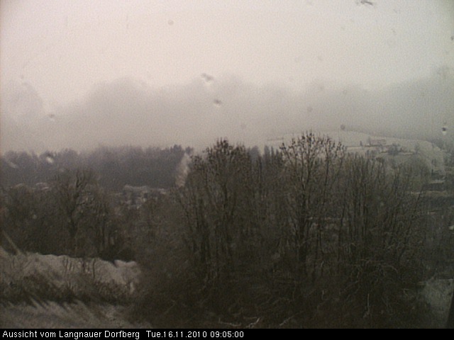 Webcam-Bild: Aussicht vom Dorfberg in Langnau 20101116-090500