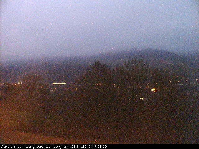 Webcam-Bild: Aussicht vom Dorfberg in Langnau 20101121-170500