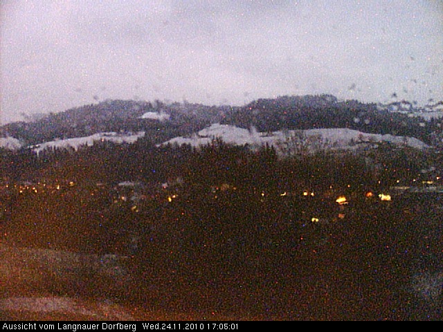 Webcam-Bild: Aussicht vom Dorfberg in Langnau 20101124-170500