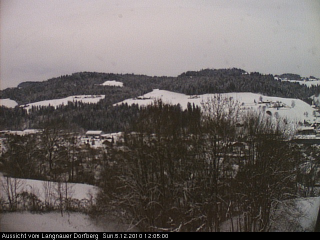 Webcam-Bild: Aussicht vom Dorfberg in Langnau 20101205-120500
