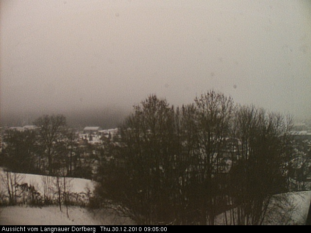 Webcam-Bild: Aussicht vom Dorfberg in Langnau 20101230-090500