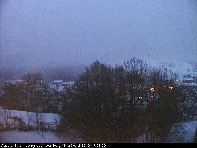 Webcam-Bild: Aussicht vom Dorfberg in Langnau 20101230-170500