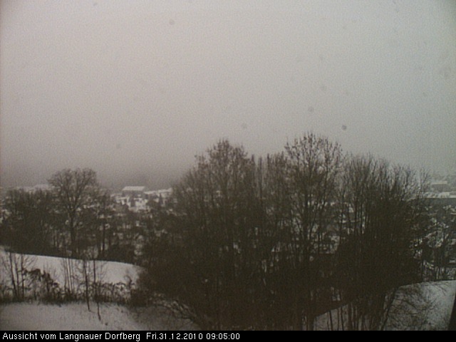 Webcam-Bild: Aussicht vom Dorfberg in Langnau 20101231-090500