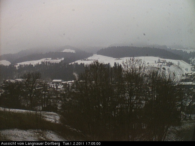 Webcam-Bild: Aussicht vom Dorfberg in Langnau 20110201-170500