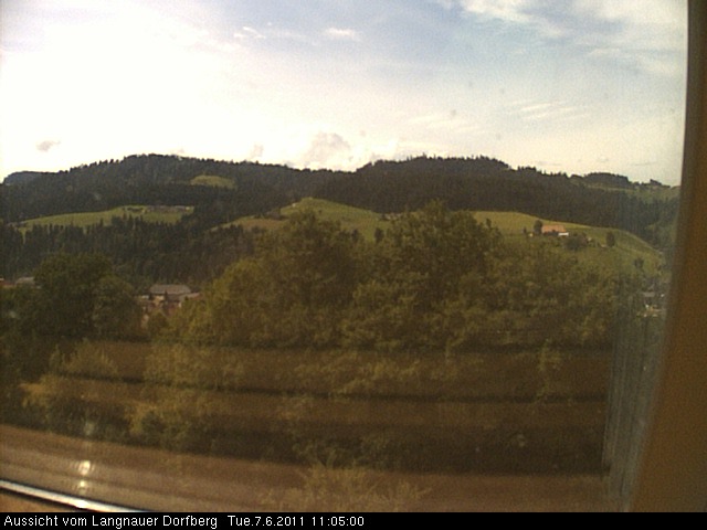 Webcam-Bild: Aussicht vom Dorfberg in Langnau 20110607-110500