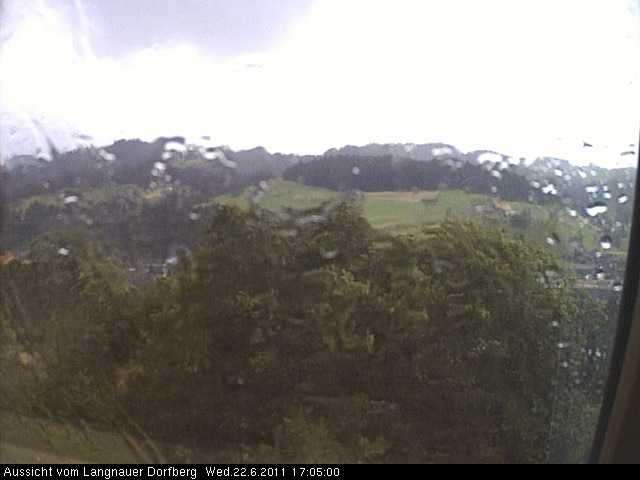 Webcam-Bild: Aussicht vom Dorfberg in Langnau 20110622-170500