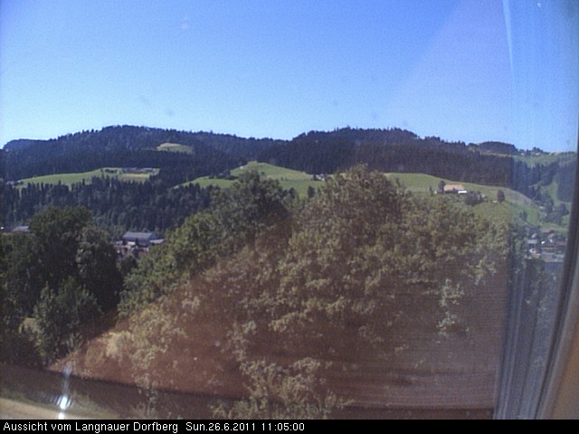 Webcam-Bild: Aussicht vom Dorfberg in Langnau 20110626-110500