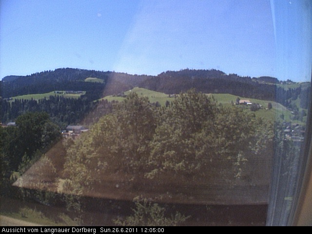 Webcam-Bild: Aussicht vom Dorfberg in Langnau 20110626-120500