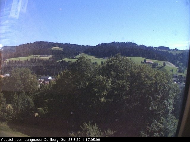 Webcam-Bild: Aussicht vom Dorfberg in Langnau 20110626-170500