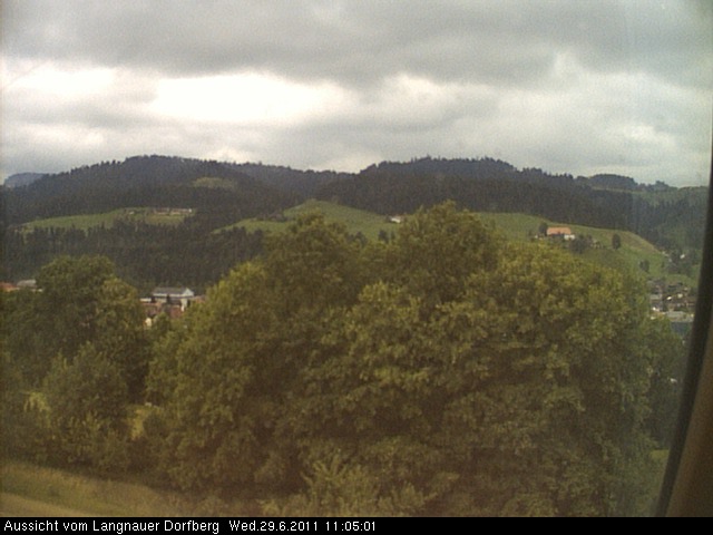 Webcam-Bild: Aussicht vom Dorfberg in Langnau 20110629-110501