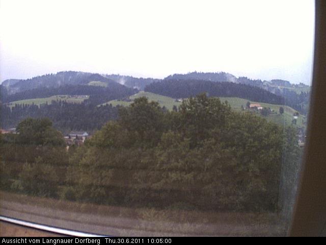 Webcam-Bild: Aussicht vom Dorfberg in Langnau 20110630-100500