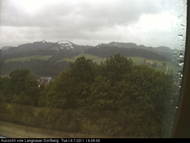 Webcam-Bild: Aussicht vom Dorfberg in Langnau 20110719-160500