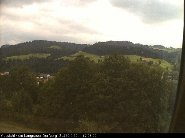 Webcam-Bild: Aussicht vom Dorfberg in Langnau 20110730-170500