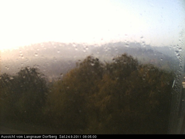 Webcam-Bild: Aussicht vom Dorfberg in Langnau 20110924-080500