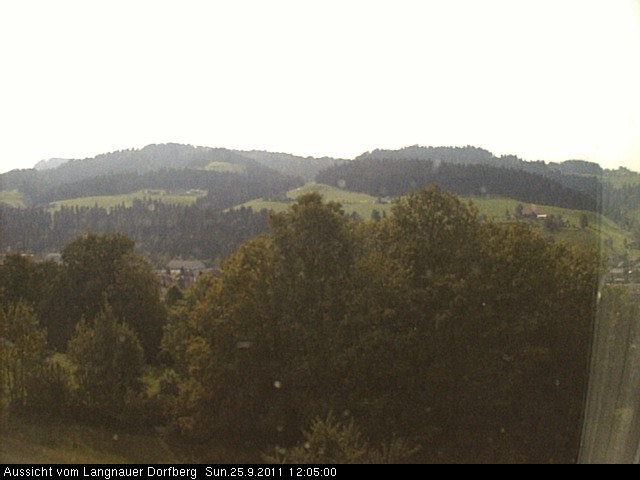 Webcam-Bild: Aussicht vom Dorfberg in Langnau 20110925-120500