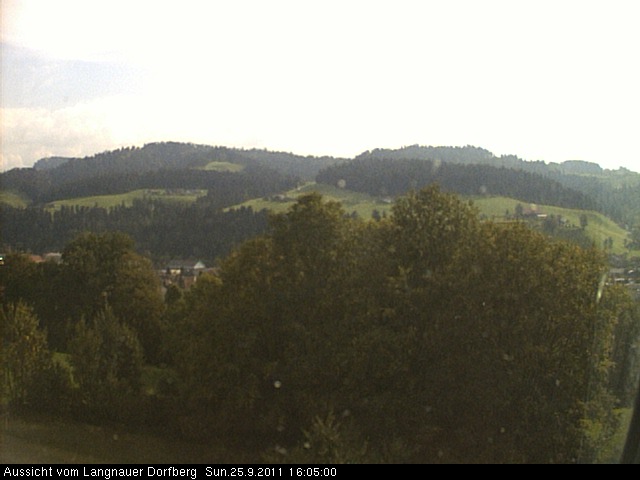 Webcam-Bild: Aussicht vom Dorfberg in Langnau 20110925-160500