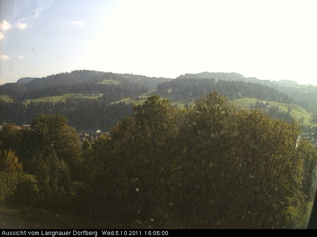 Webcam-Bild: Aussicht vom Dorfberg in Langnau 20111005-160500