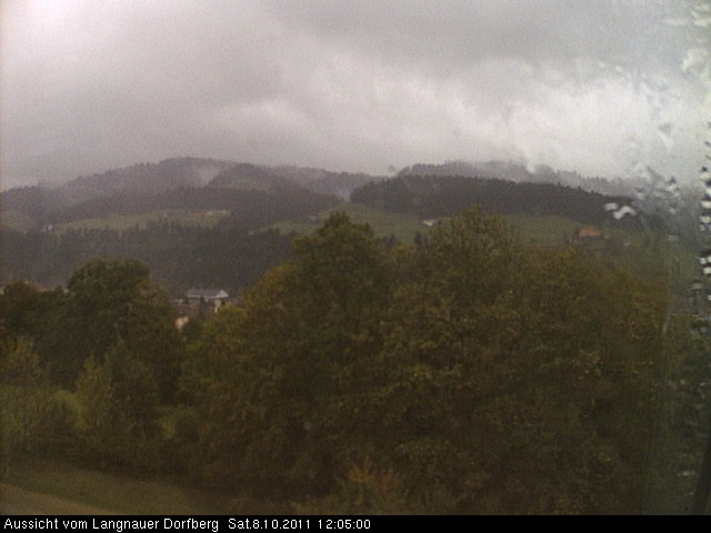 Webcam-Bild: Aussicht vom Dorfberg in Langnau 20111008-120500