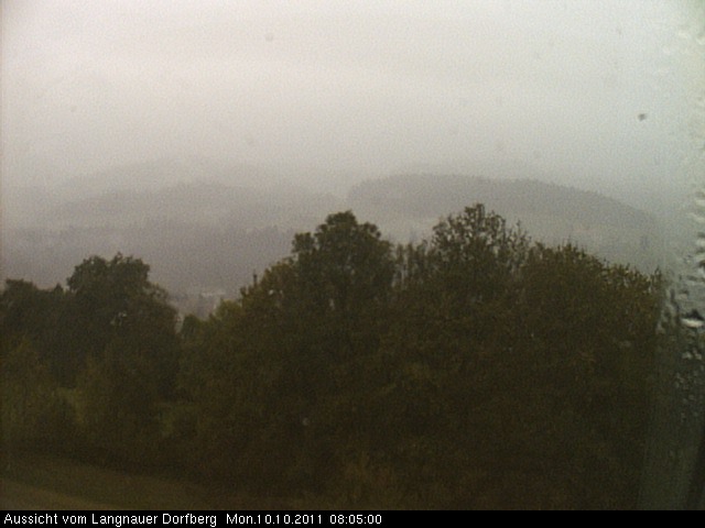 Webcam-Bild: Aussicht vom Dorfberg in Langnau 20111010-080500