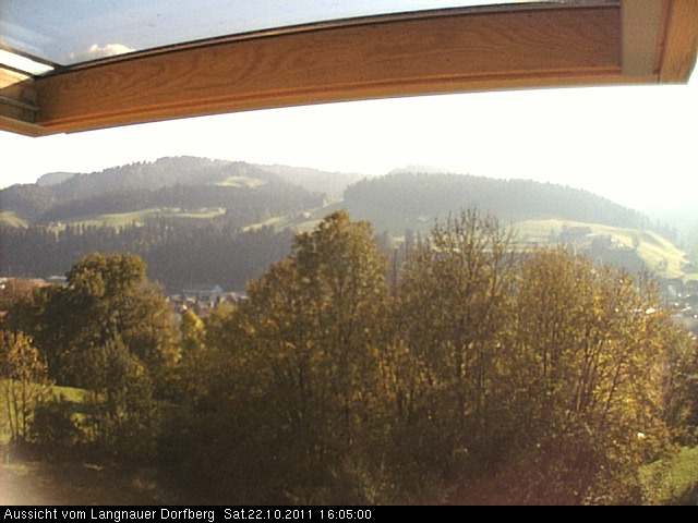 Webcam-Bild: Aussicht vom Dorfberg in Langnau 20111022-160500