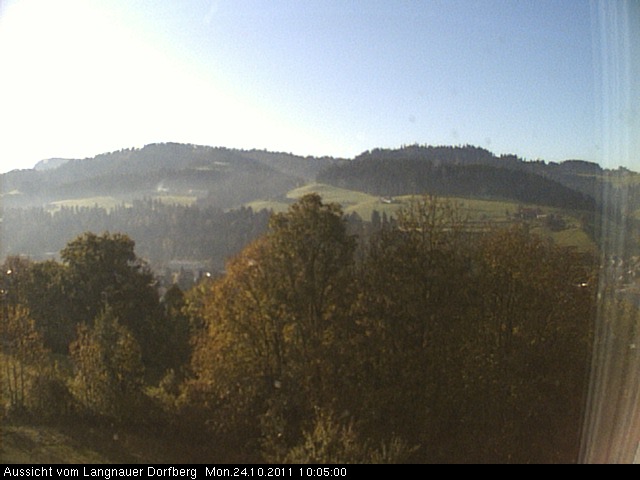 Webcam-Bild: Aussicht vom Dorfberg in Langnau 20111024-100500