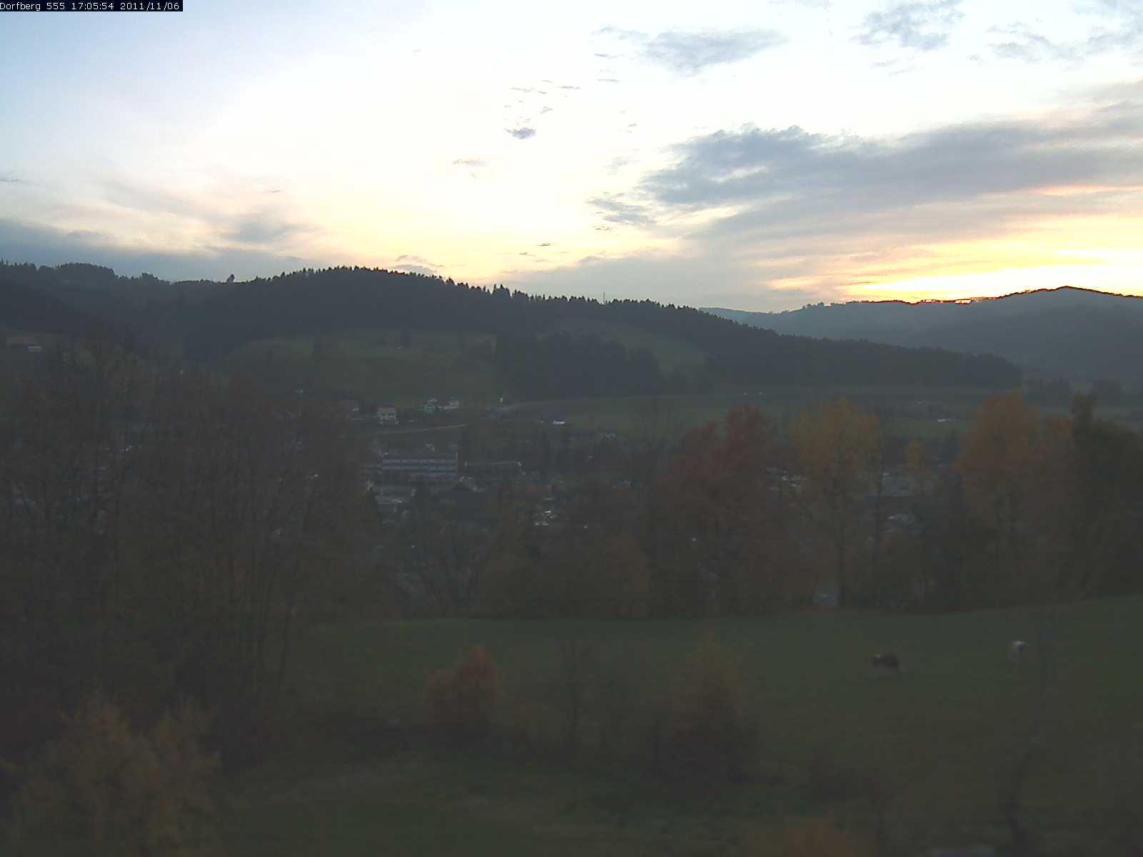 Webcam-Bild: Aussicht vom Dorfberg in Langnau 20111106-170600