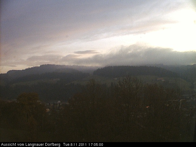 Webcam-Bild: Aussicht vom Dorfberg in Langnau 20111108-170500