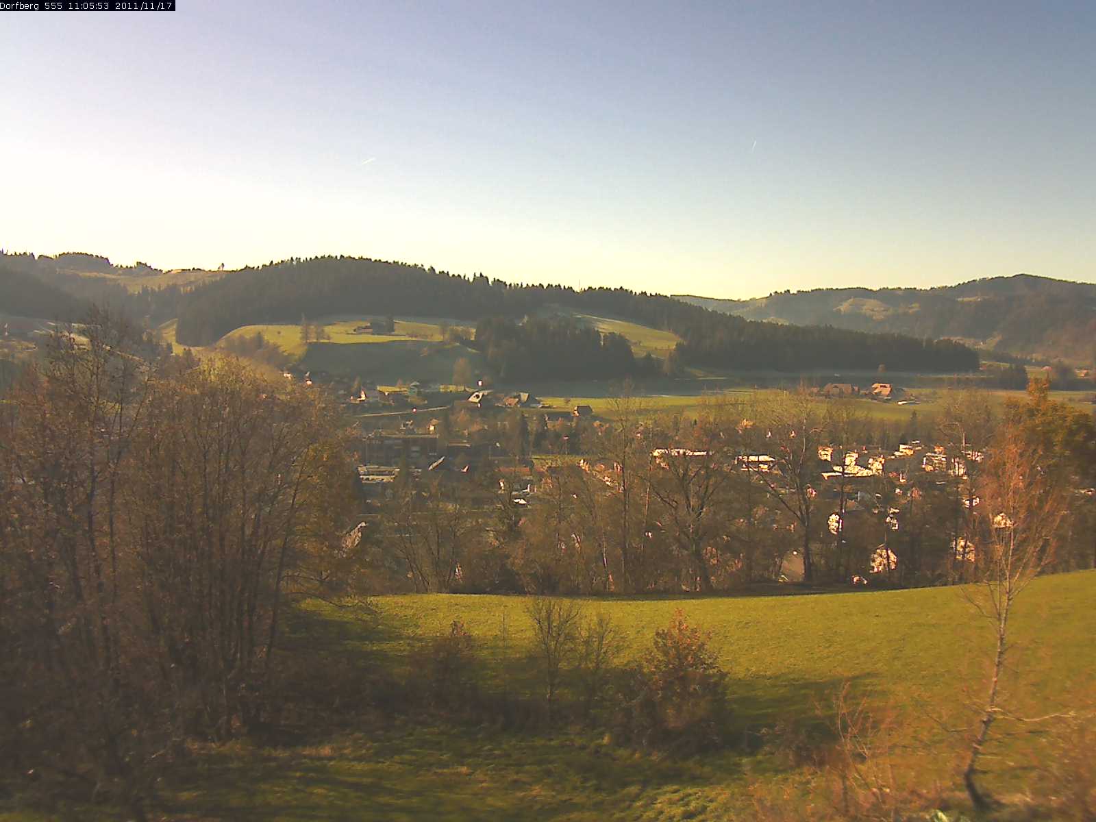 Webcam-Bild: Aussicht vom Dorfberg in Langnau 20111117-110600