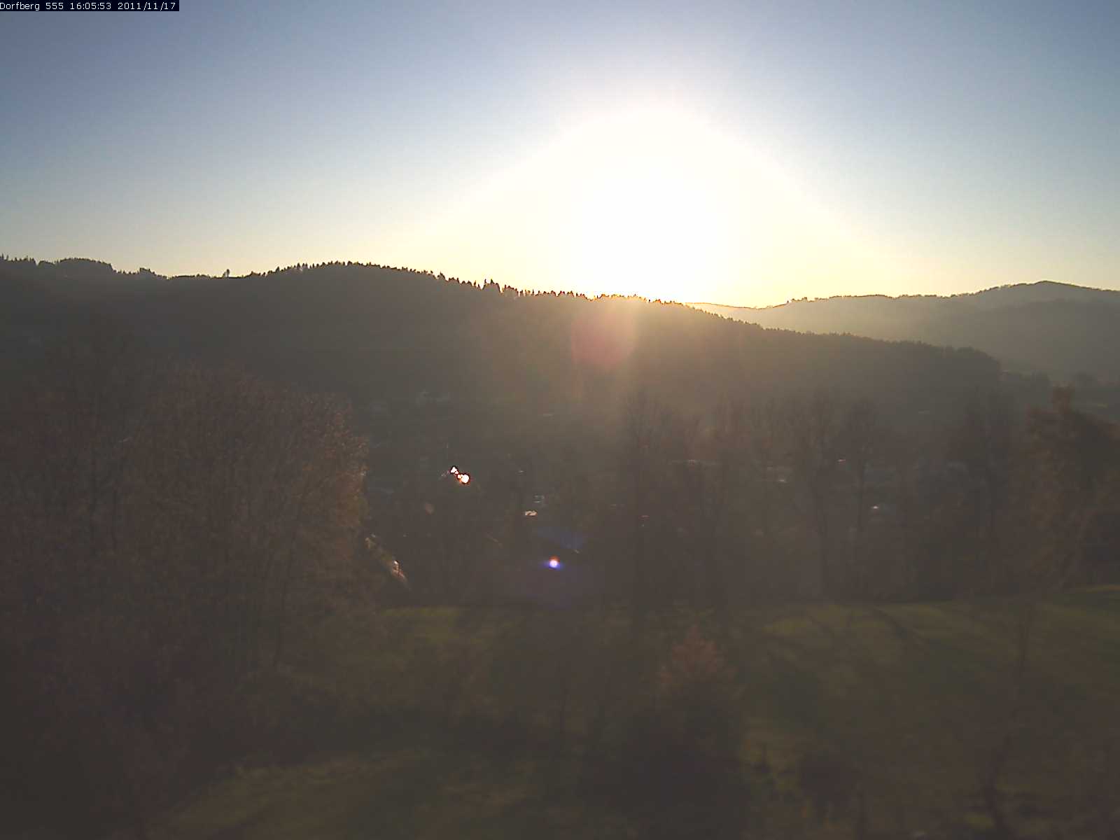 Webcam-Bild: Aussicht vom Dorfberg in Langnau 20111117-160600
