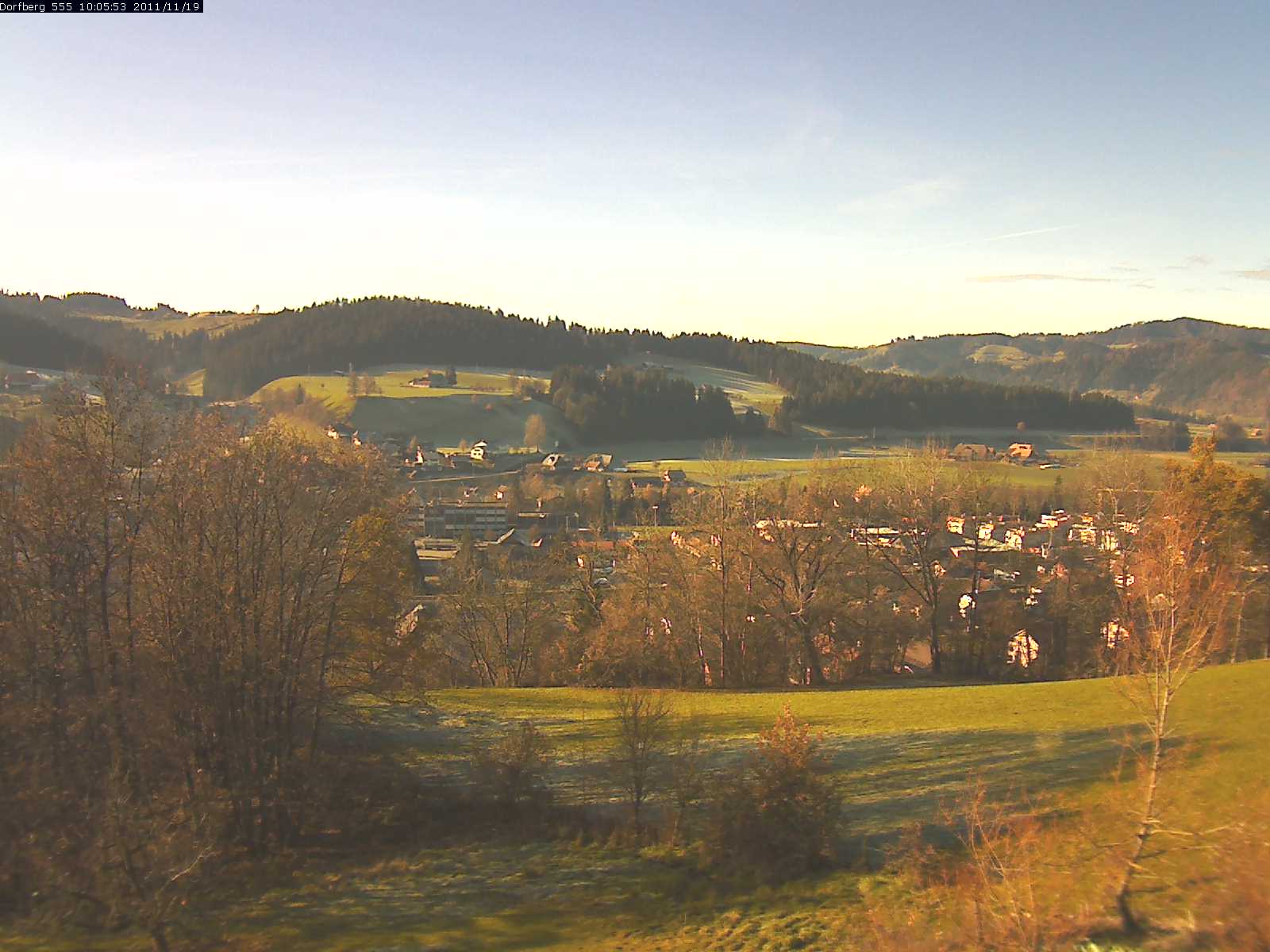Webcam-Bild: Aussicht vom Dorfberg in Langnau 20111119-100600
