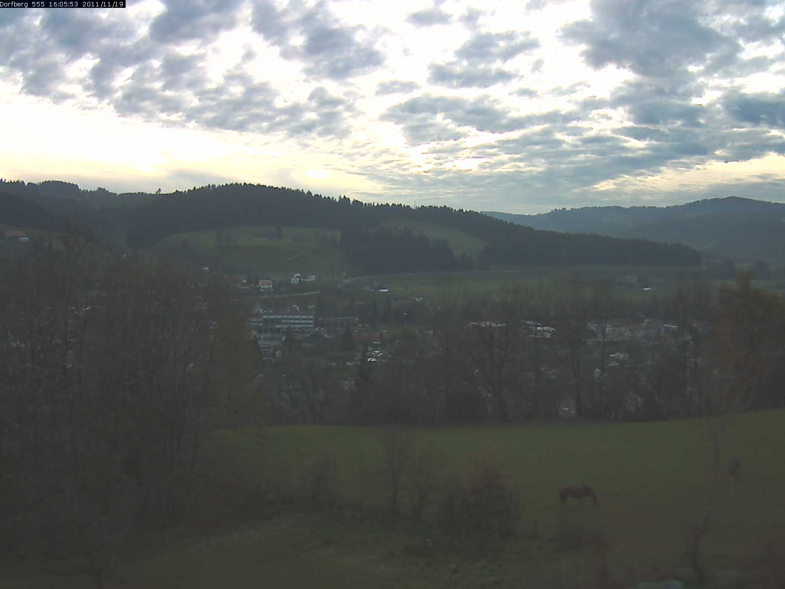 Webcam-Bild: Aussicht vom Dorfberg in Langnau 20111119-160600