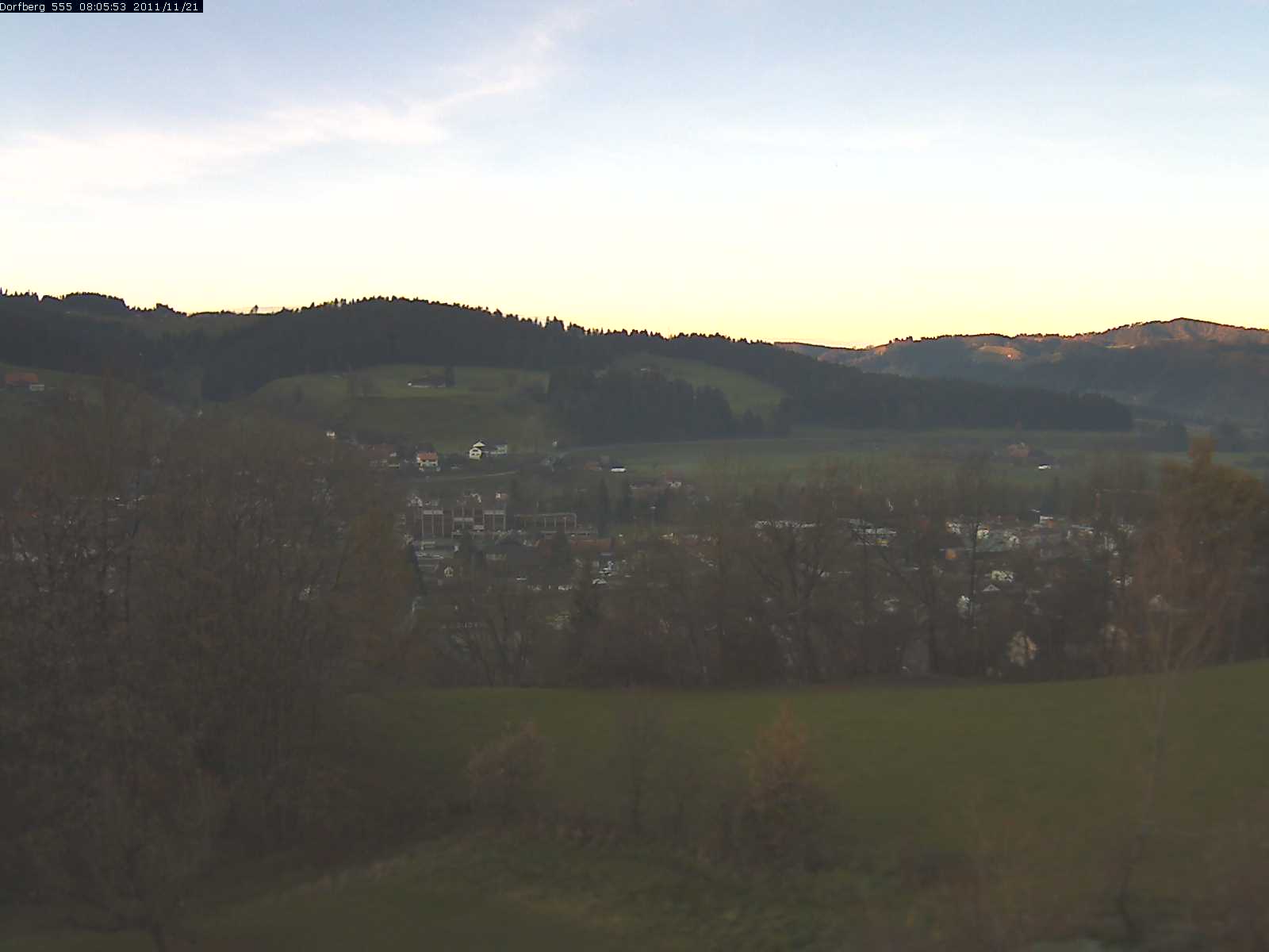 Webcam-Bild: Aussicht vom Dorfberg in Langnau 20111121-080600