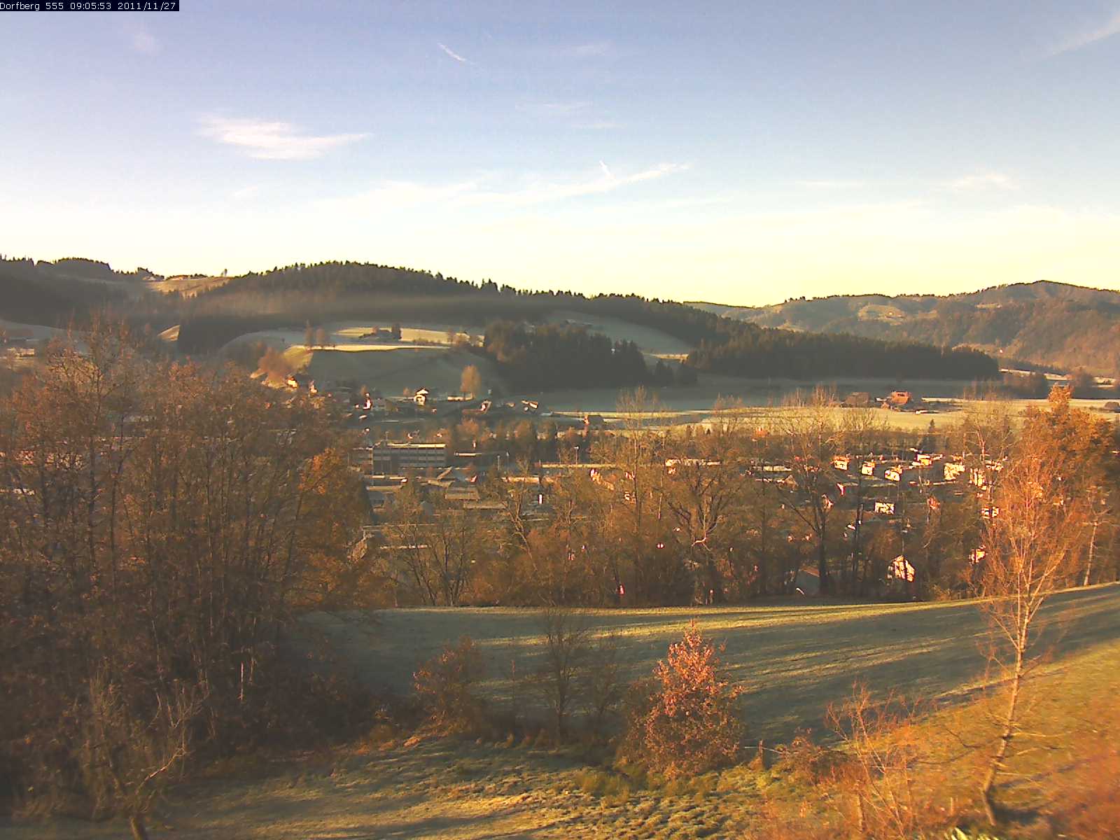 Webcam-Bild: Aussicht vom Dorfberg in Langnau 20111127-090600