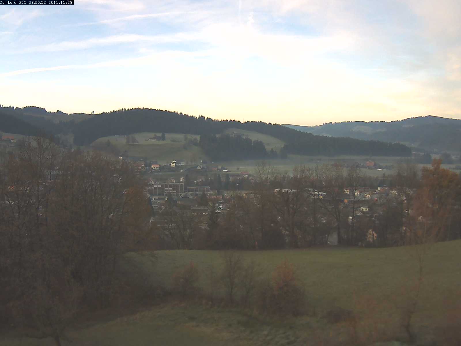 Webcam-Bild: Aussicht vom Dorfberg in Langnau 20111128-080600
